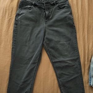 American Eagle Mom Jean